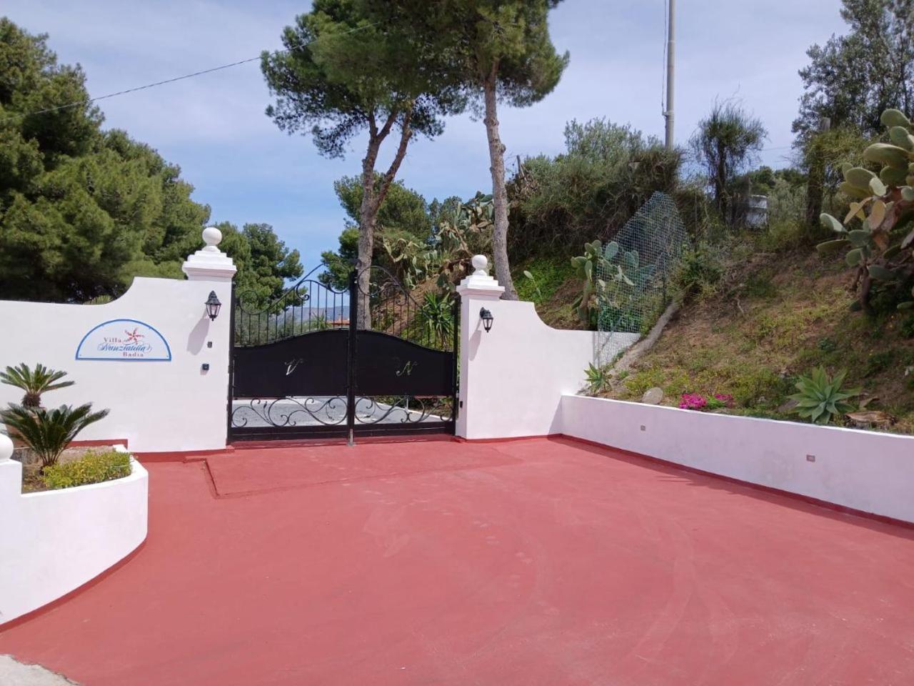 Villa Nunziatella Badia Trappeto  Buitenkant foto